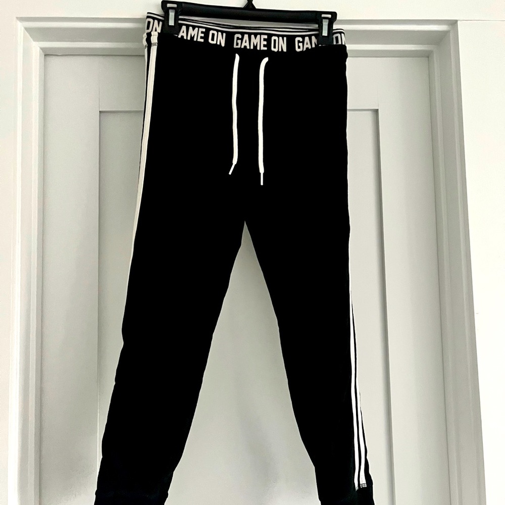 BOYS DRAWSTRING SWEATPANTS SIZE M